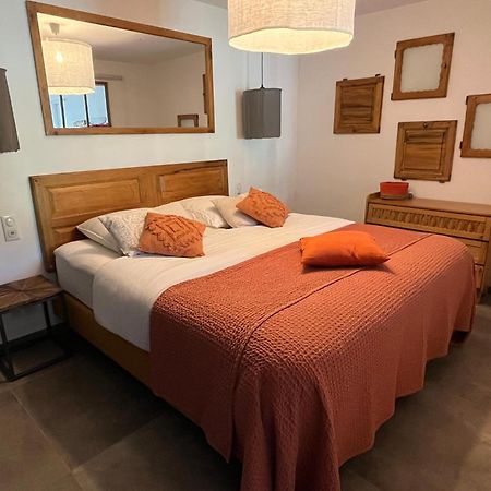 Hestia Bed & Breakfast Robion en Luberon Exterior photo