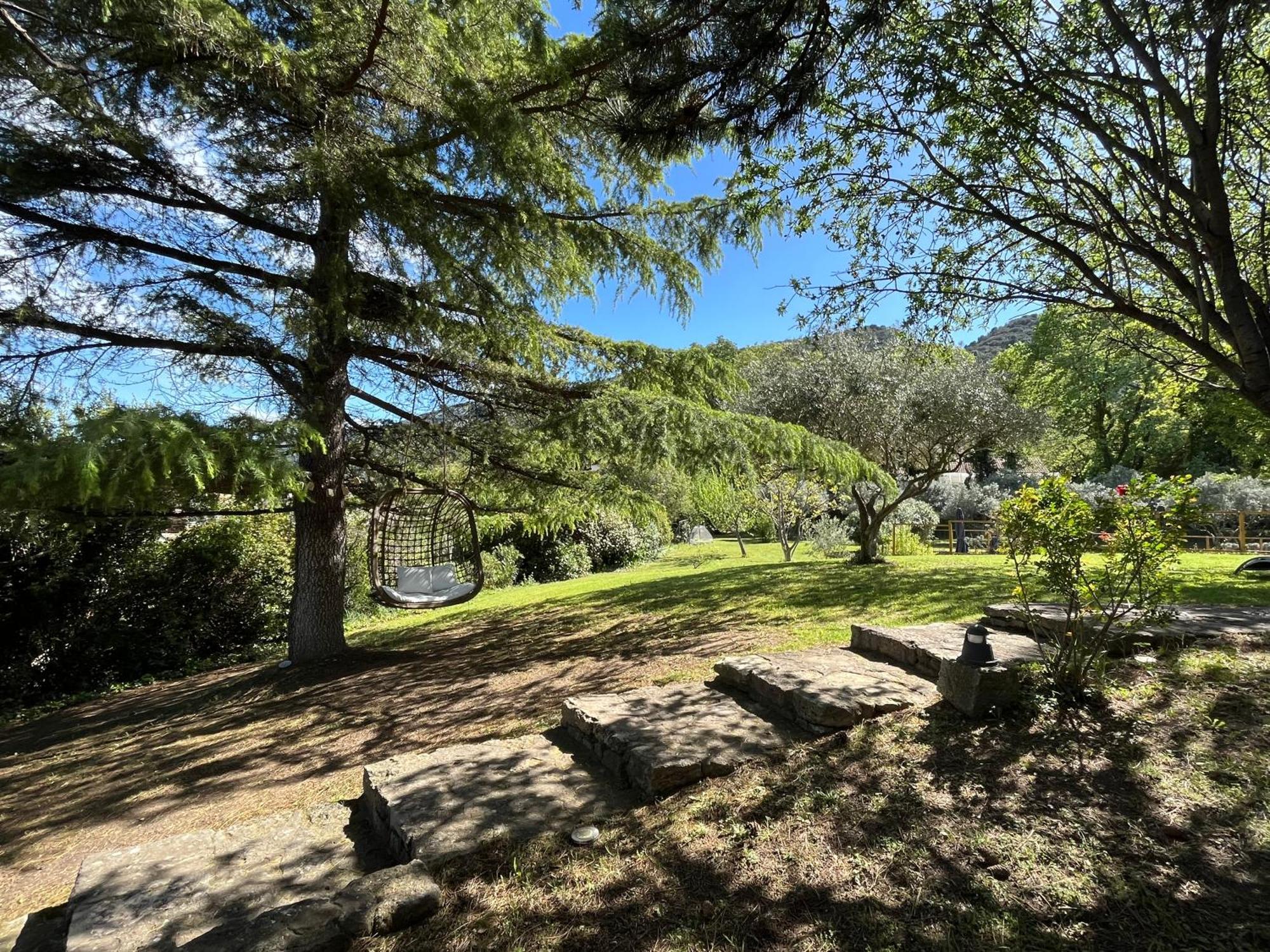 Hestia Bed & Breakfast Robion en Luberon Exterior photo