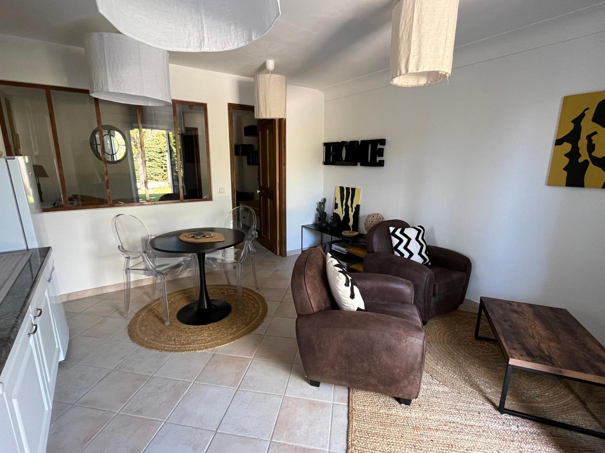 Hestia Bed & Breakfast Robion en Luberon Exterior photo