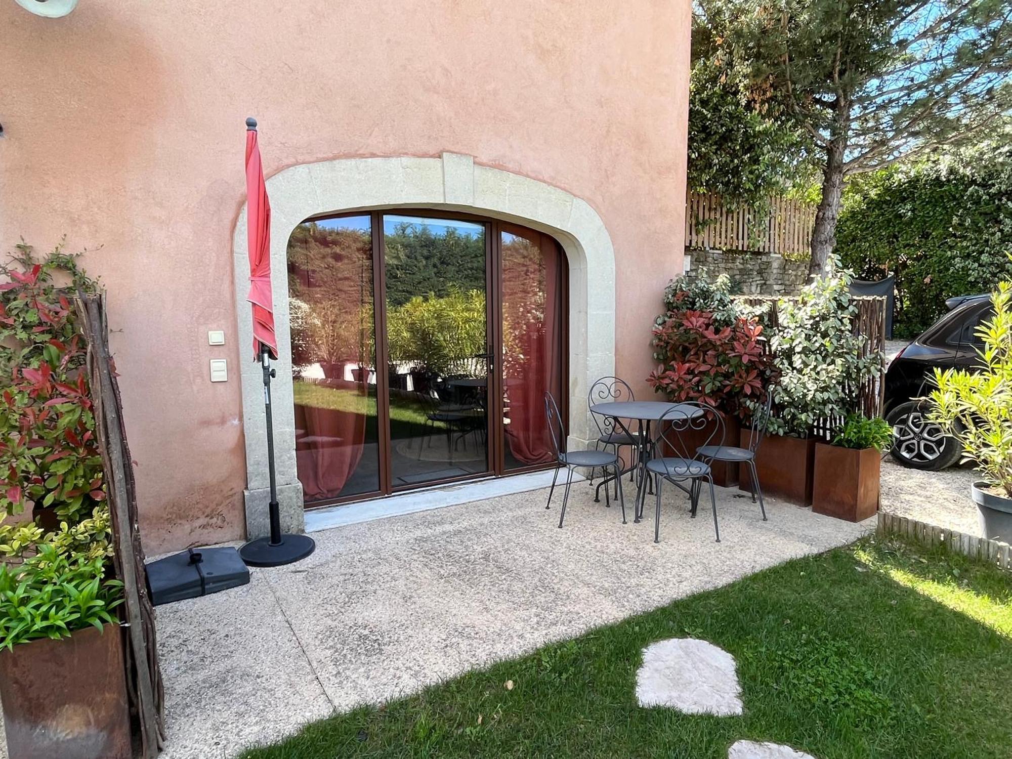 Hestia Bed & Breakfast Robion en Luberon Exterior photo