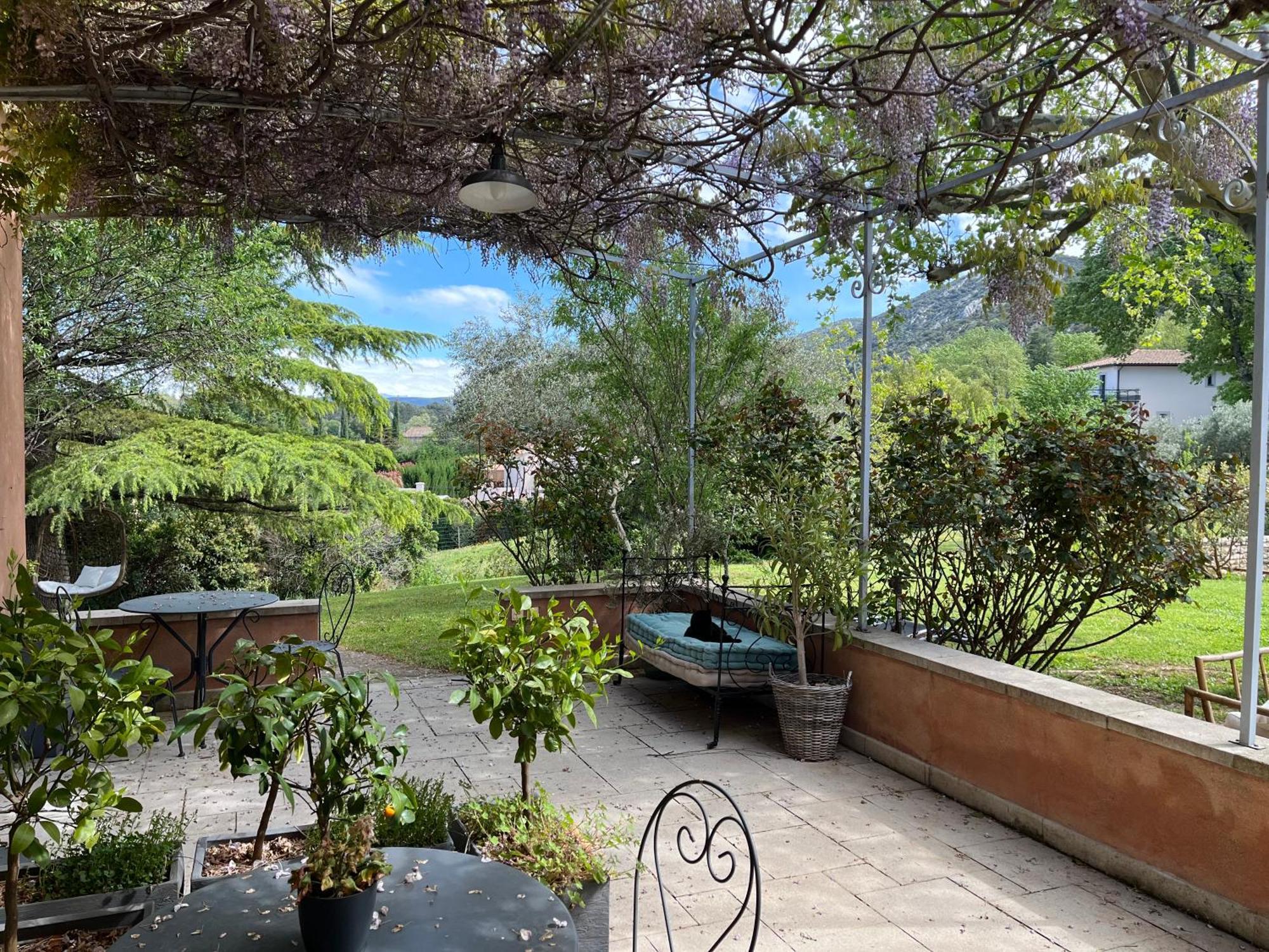 Hestia Bed & Breakfast Robion en Luberon Exterior photo